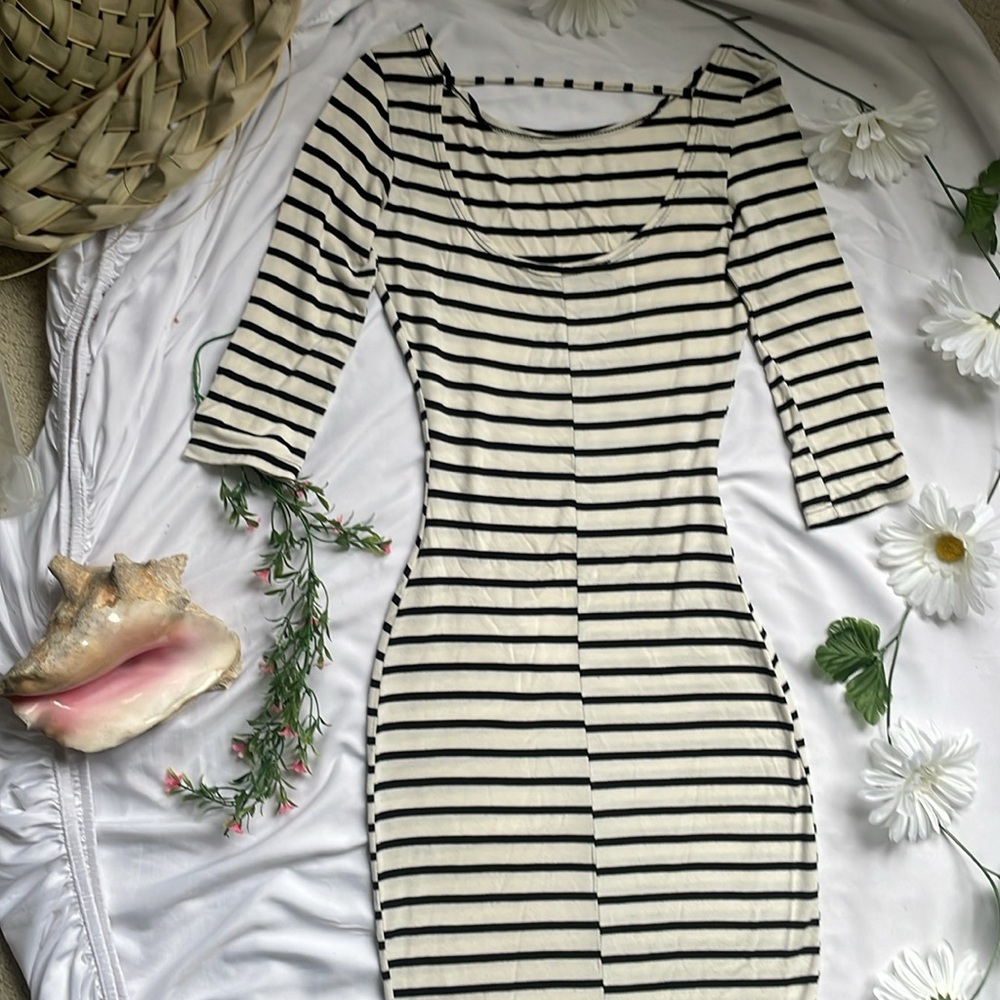 Summer White & Black Striped Dress - Picture 11 of 15